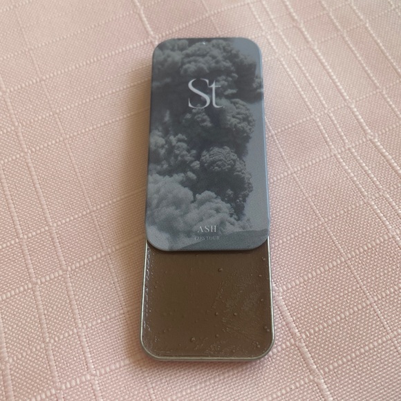 - Seint Beauty Contour Ash - NEW - Picture 2 of 5